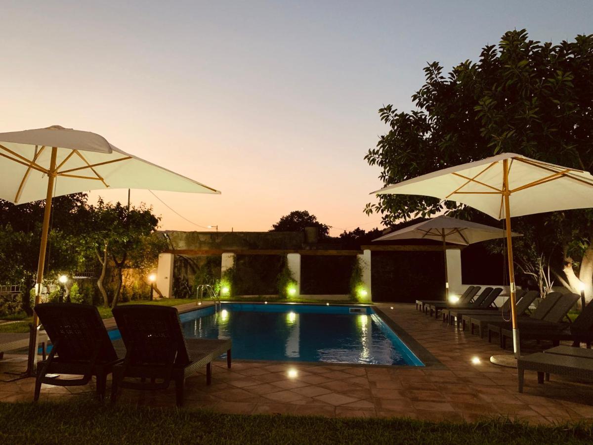 Motta Camastra Villa Le Gemelle Dell'Alcantara מראה חיצוני תמונה